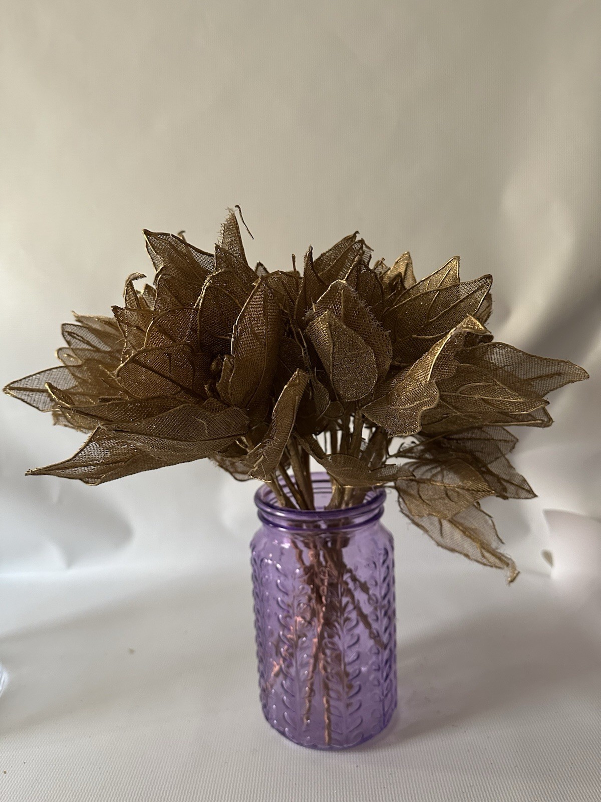 Lot Of 16 Gold Glittery Wire Mesh 12” Stem Poinsettias Decoration Vintage ￼