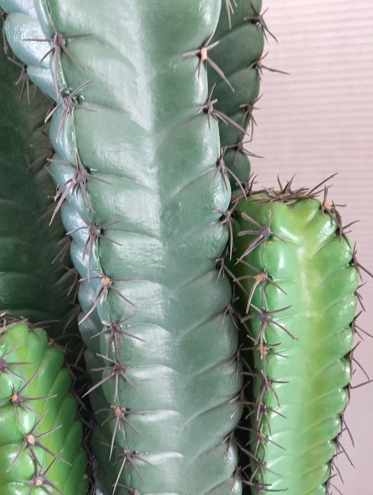 LARGE Artificial 27″ group column cactus