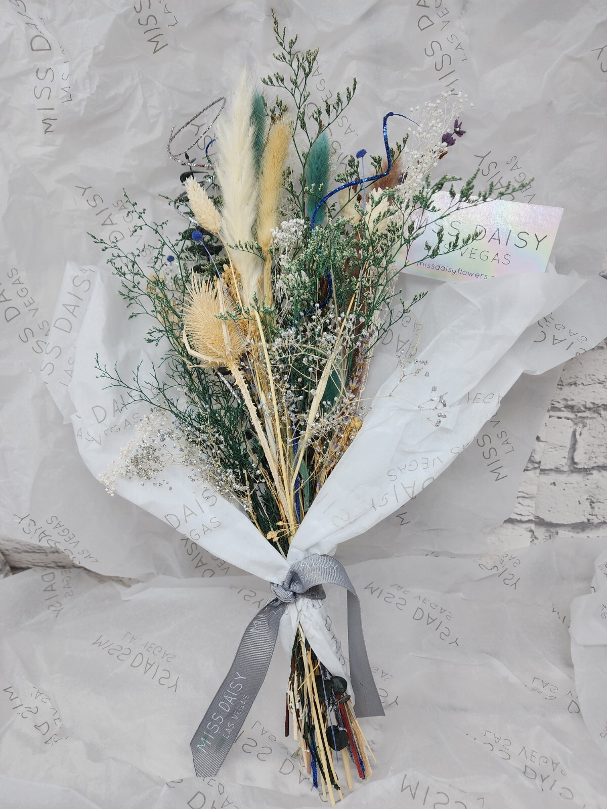 Miss Daisy Large Dried Floral Bouquet, Arrangement 100% All Natural Real Flowers