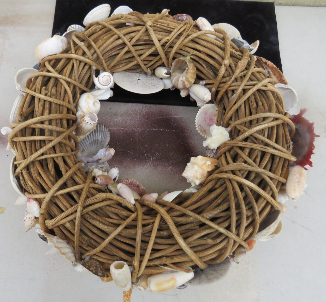 LARGE NATURAL HANDCRAFTED SEASHELL WREATH 14″ BEACH SEASHORE COASTAL DECOR