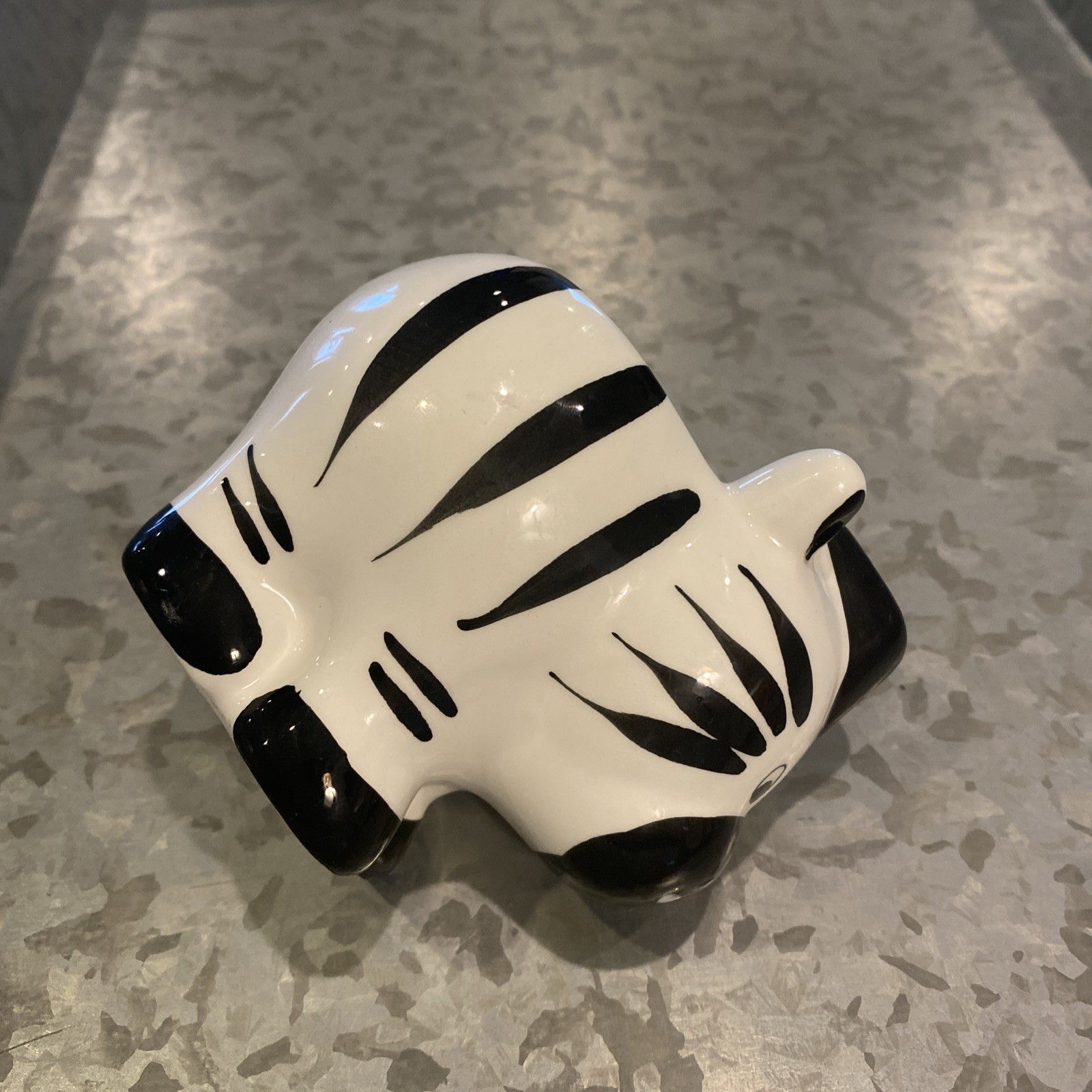 Zebra Cute Baby Animal Ceramic Succulent Flower Air plant Holder Pot- New