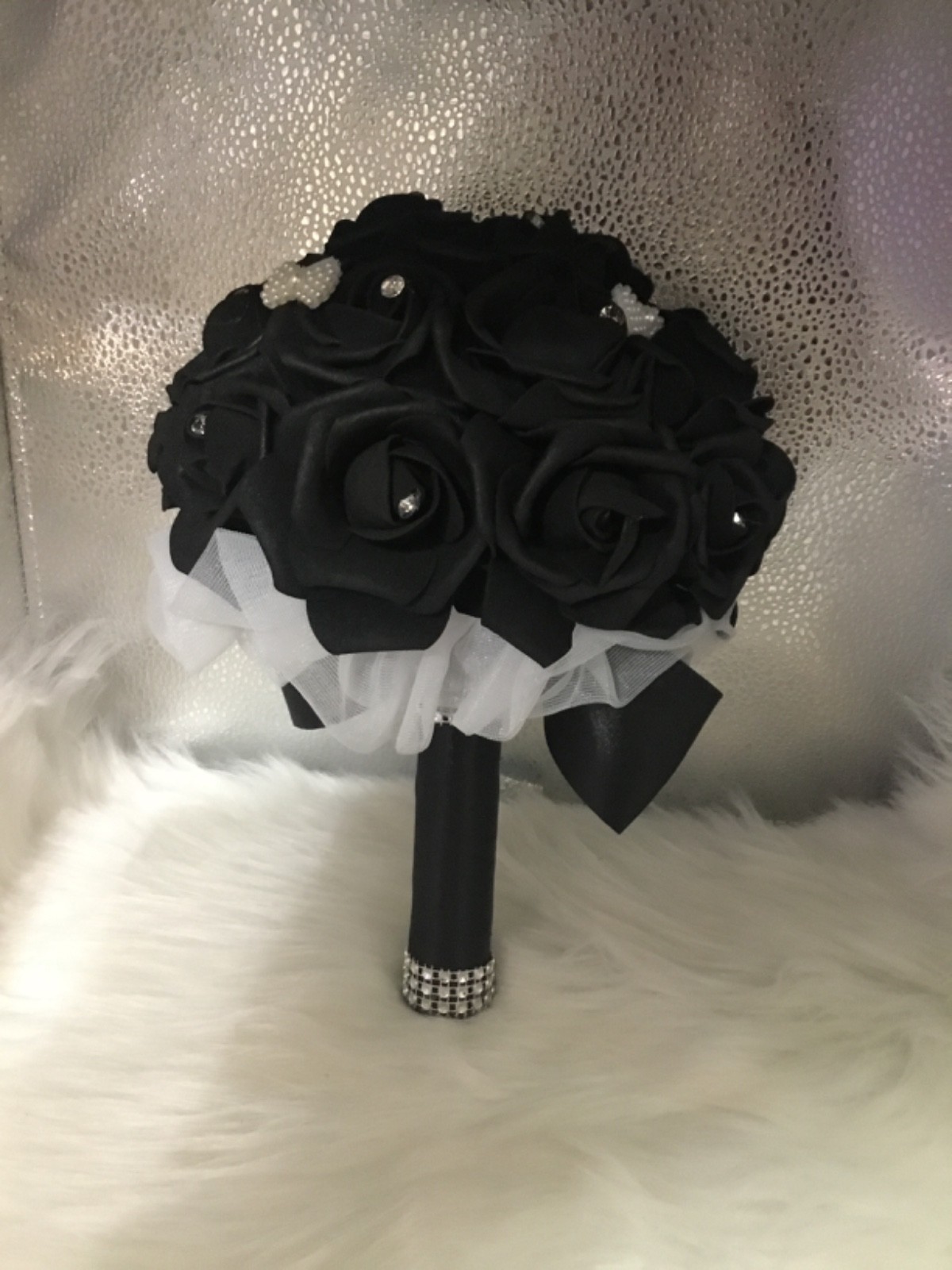 NEW Rhinestone Decor Wedding Bouquet Bride Bridal Bouquets Artificial Flowers