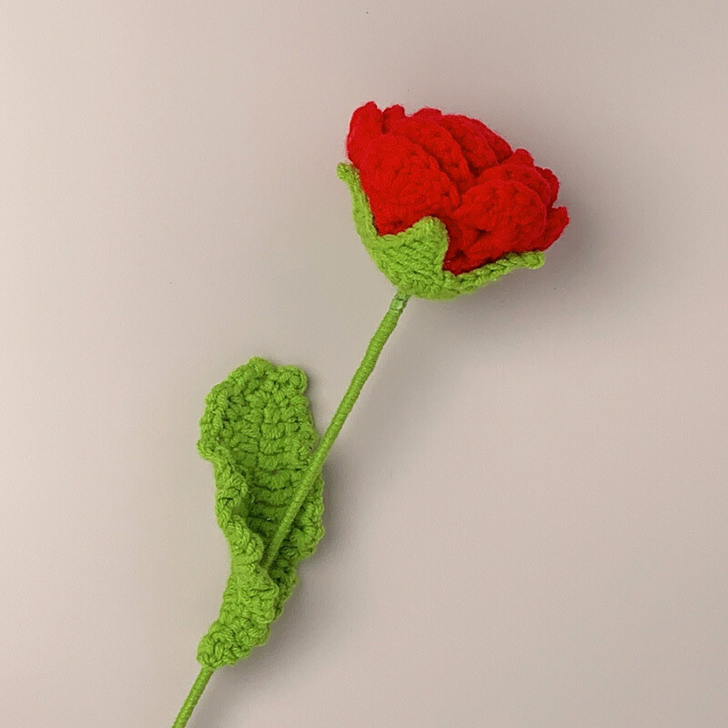 Hand Knitted Flower Yarn Crochet Rose Flowers Hand Craft Bouquet Wedding Decor