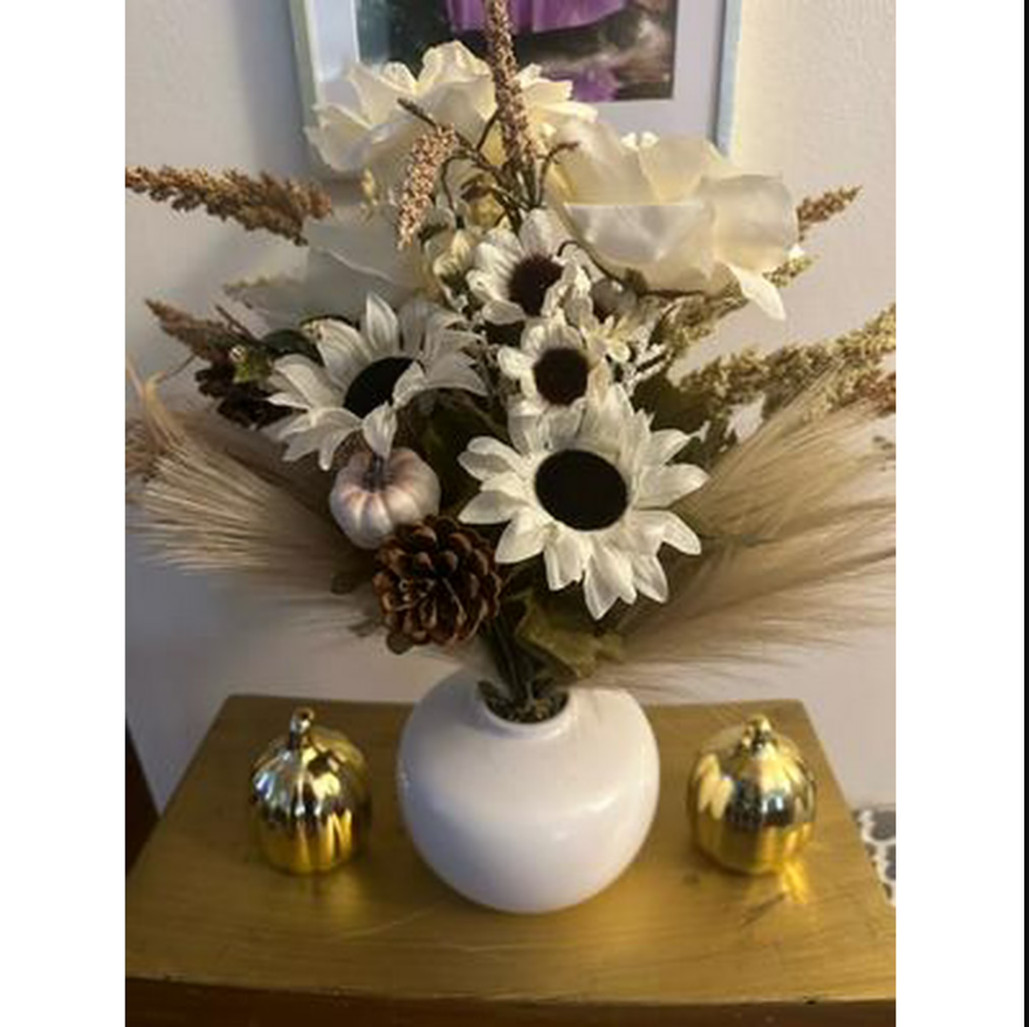 Better Homes & Gardens 14″ Artificial Pampas Grass in White Ceramic Vase