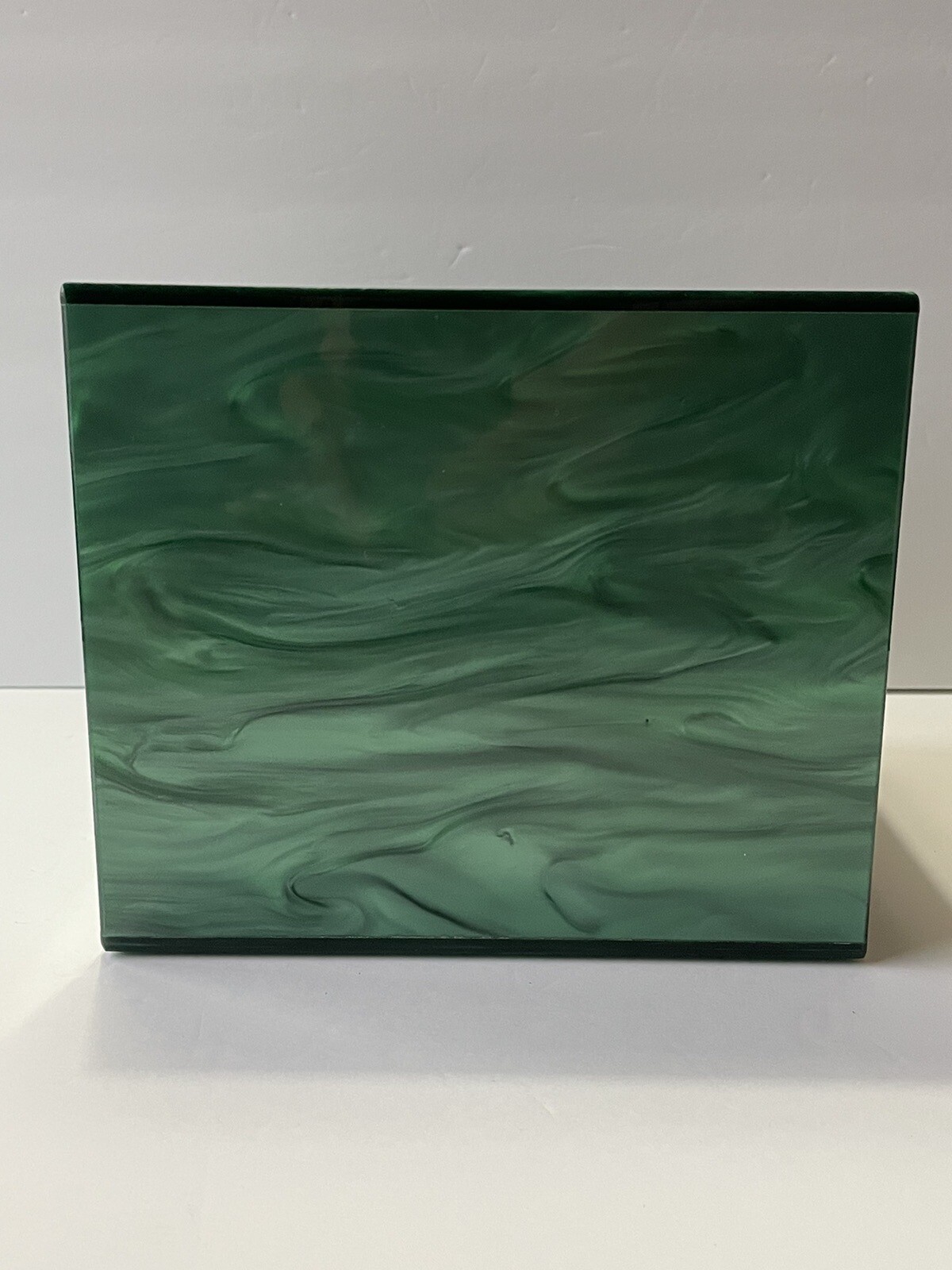 charlotte max orchid box Flower Planter Vase Pearl Green Lucite Retail $180