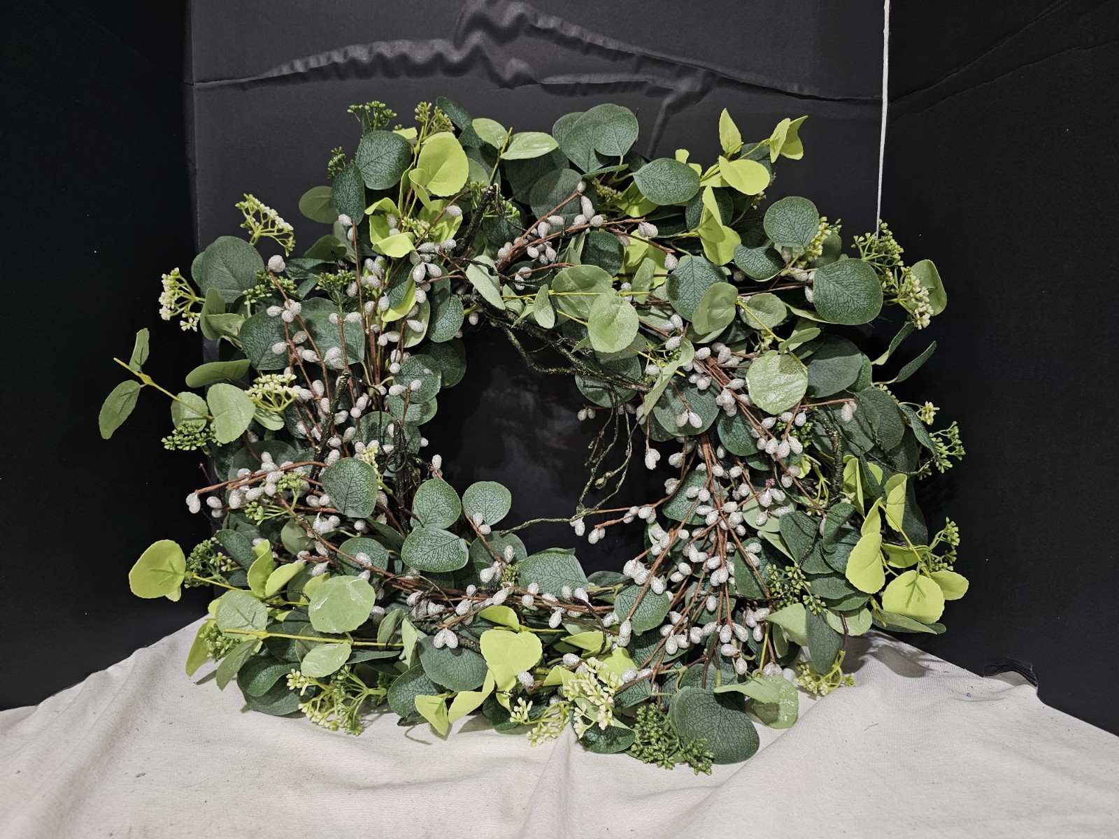 26 Inch Eucalyptus Wreath for Front Door, Large Artificial Greenery Wreath