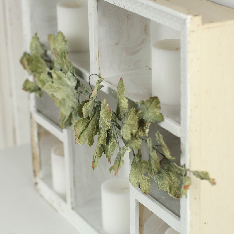 Set of 4 of Artificial 24″ Grape Leaf Decorative Swags