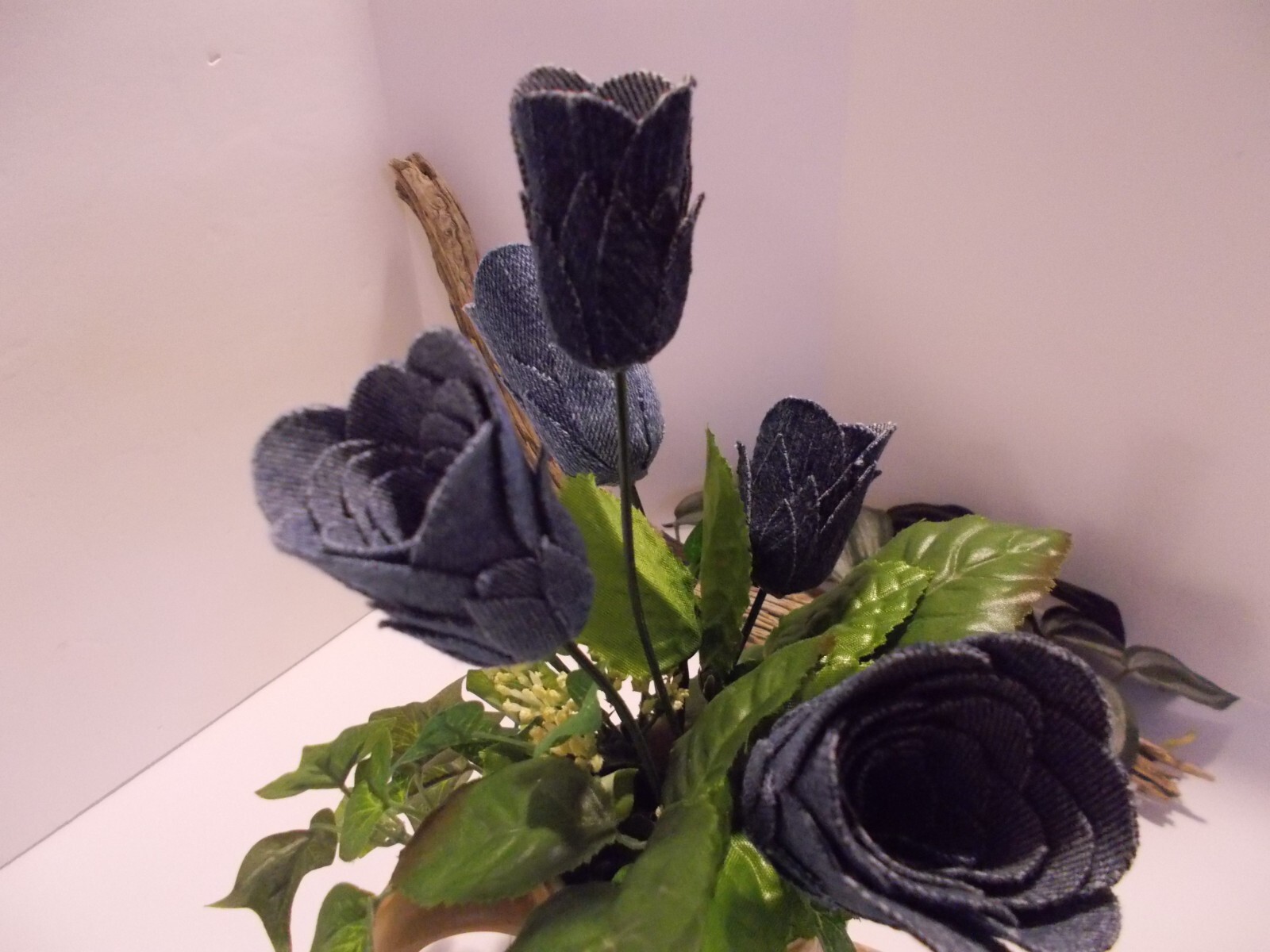 Western Cowboy Boot Cup with Handmade Denim Rose Arrangement – Upcycled Decor