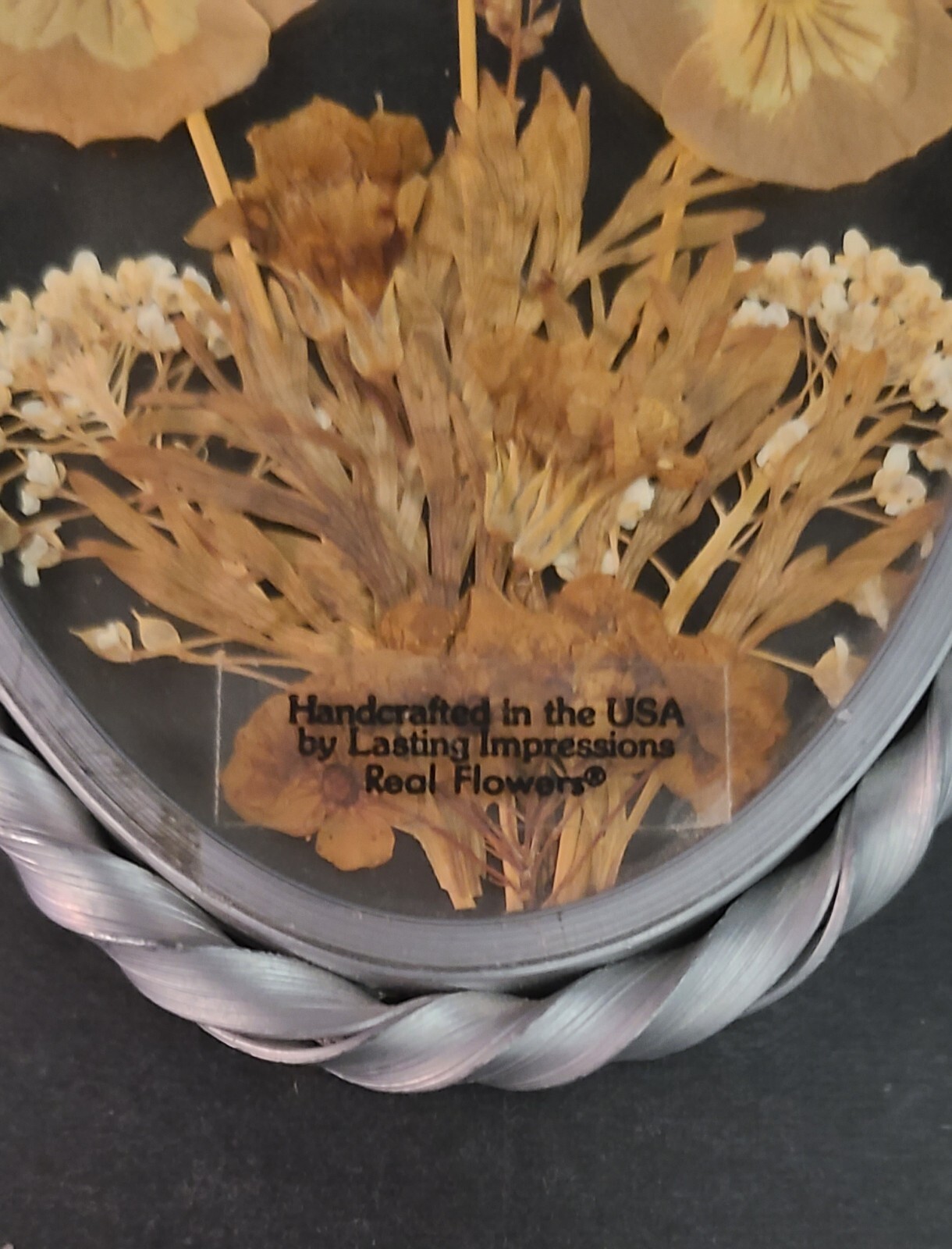 Vintage Lasting Impressions Real Pressed Flowers in Glass w/Oval Metal Frame 