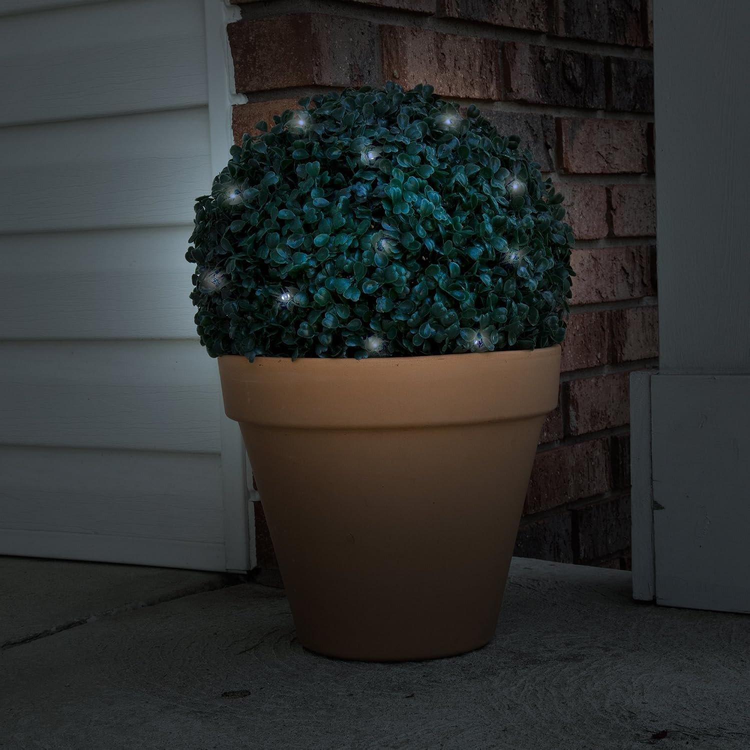 Boxwood Plant – 11In Faux Outdoor Topiary Pre-Lit with Solar Leds – Artificial B