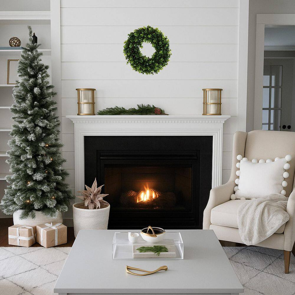 12 In. round Artificial Boxwood Wreath