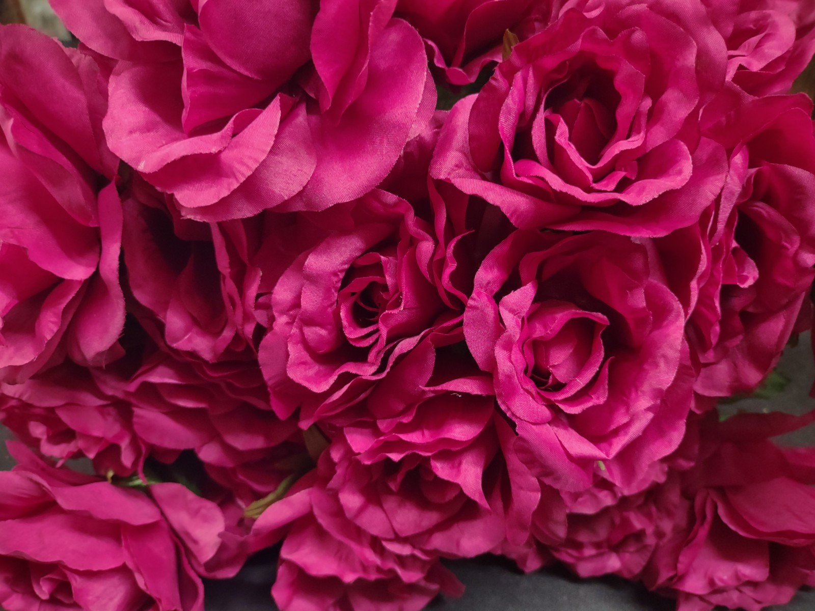 Big Mixed Pearl Rose Bush, Orchid Mauve, Dark Pink Silk 5″ Large Roses 12 Stems