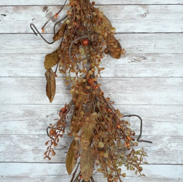 New Autumn Garland Baby Grass Berries Leaves 48 Inch Floral