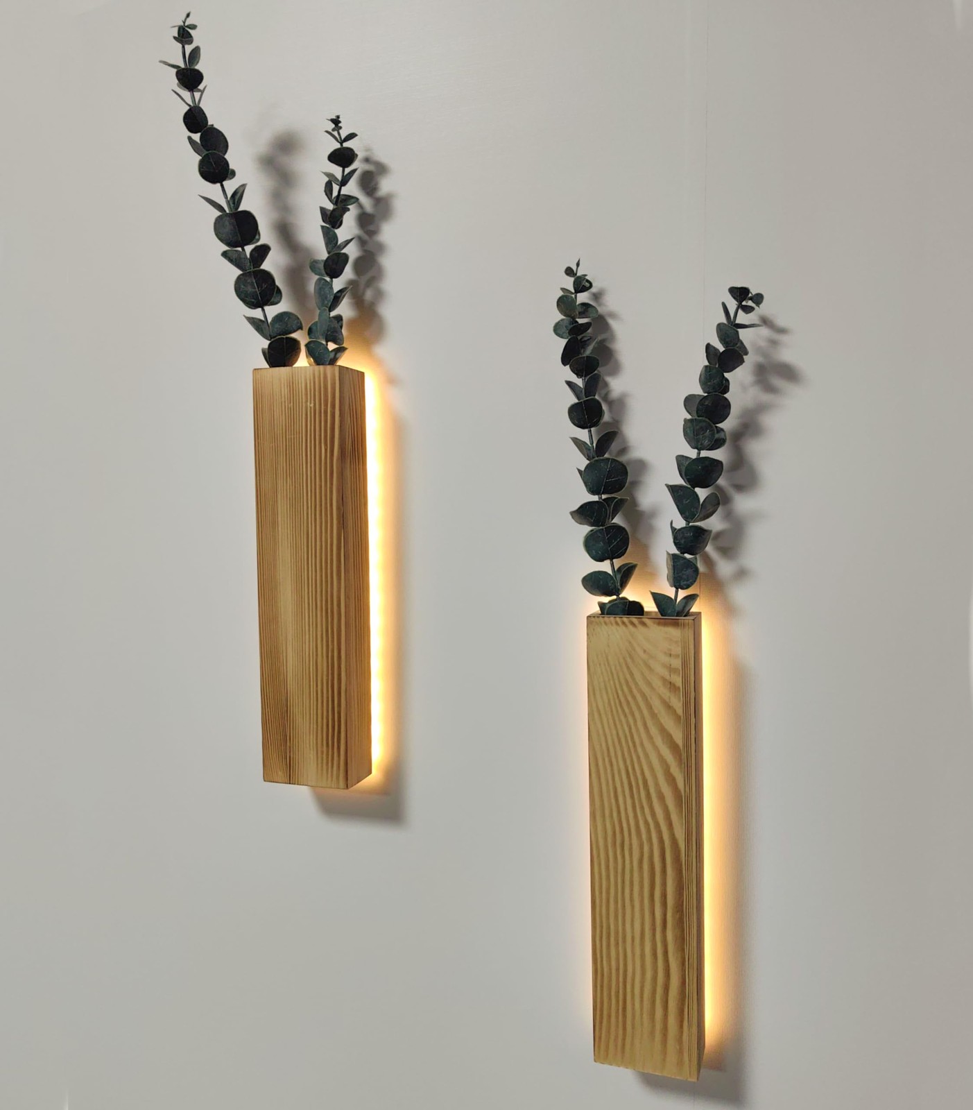 Artificial Eucalyptus with LED Lights Wall Planters Rustic Wall Decor with Li…