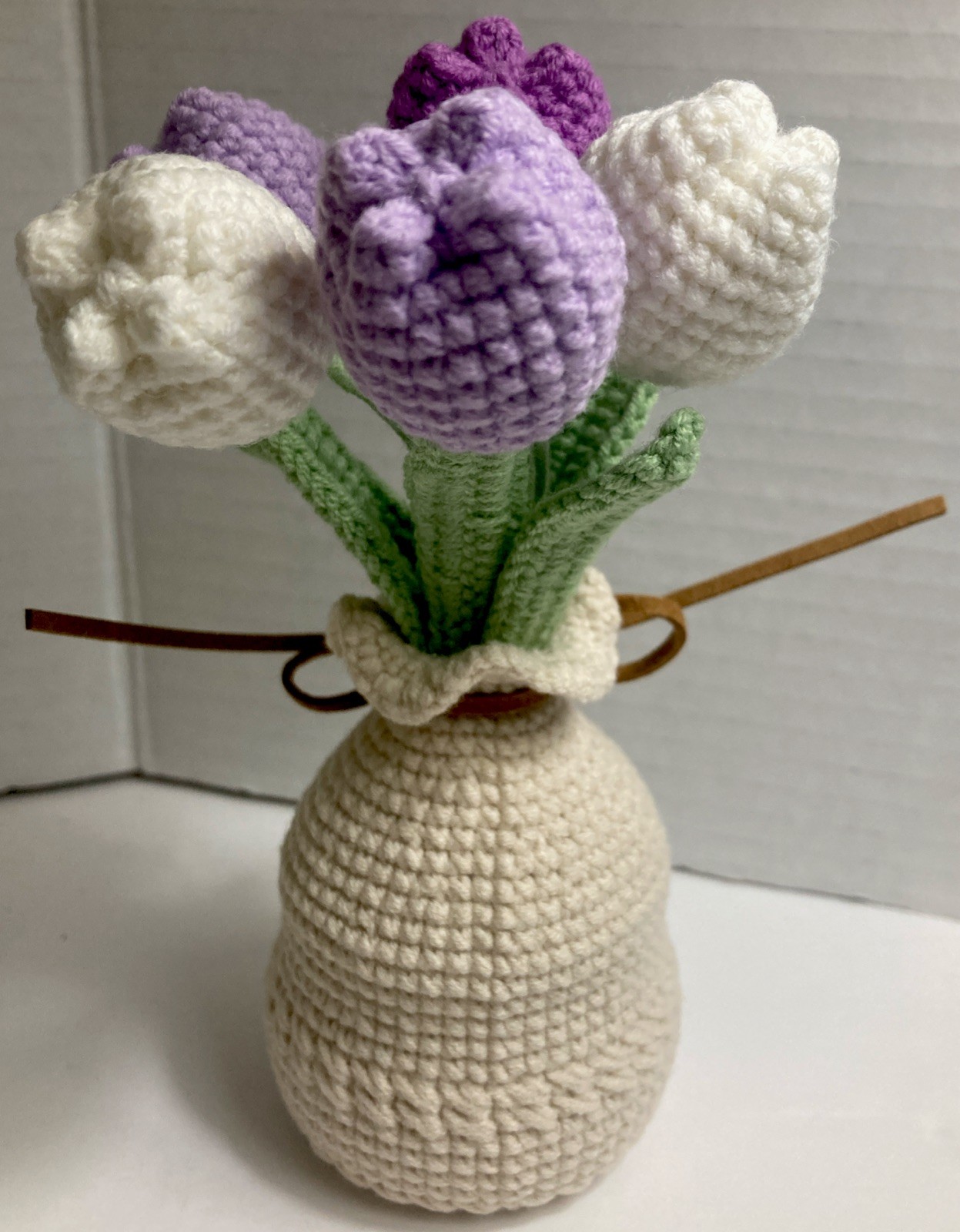 Crochet Woven Tulips with Wool Simulation Plant Crochet Hand-Woven Flowers