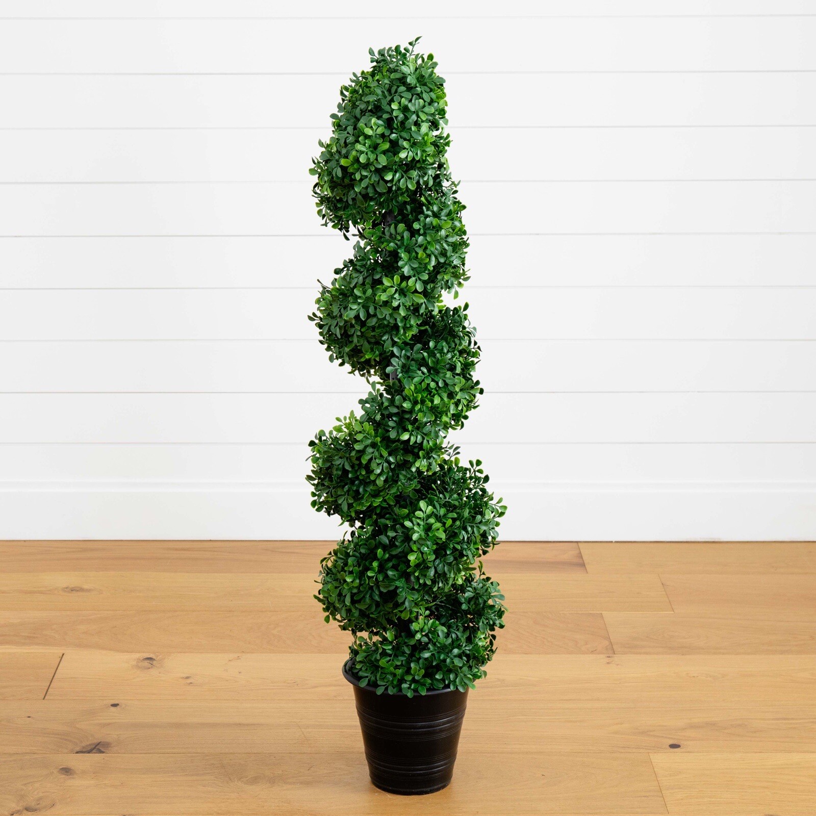 4’ Artificial Boxwood Spiral Topiary Tree UV (Indoor/Outdoor) Decor. Retail $193
