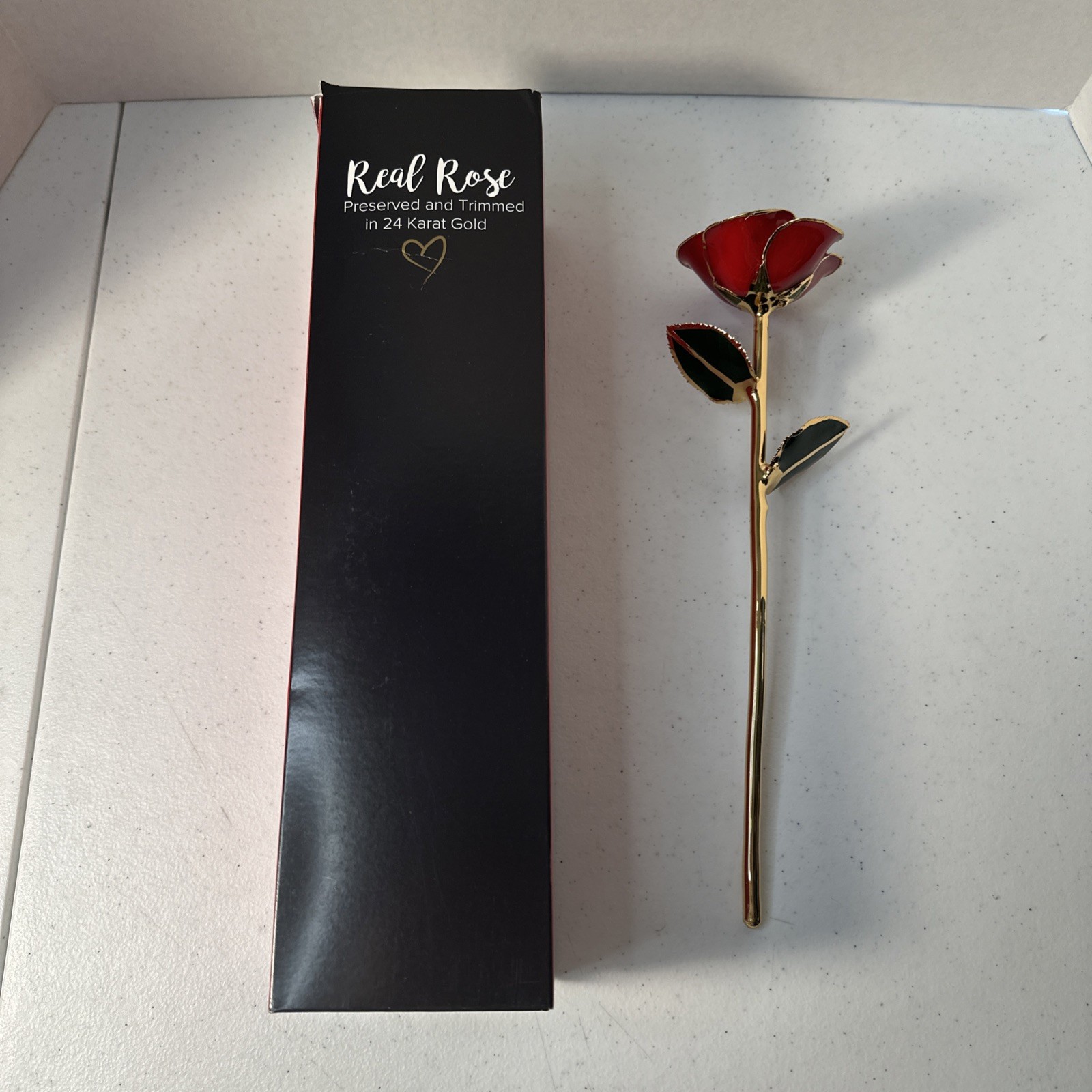 Beautiful Red Steven Singer Jewlers 24Kt Gold Dipped Real Rose