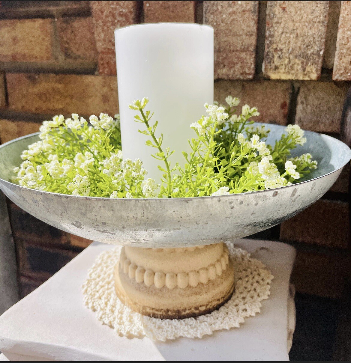 Astilbe Country Farmhouse Small Wreath Ring White Flowers NEW