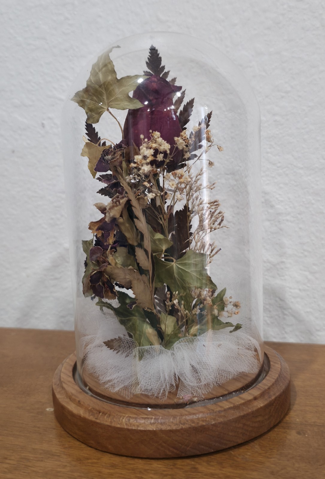 Vtg Dried Flowers Rose In Glass Dome W Wood Base 8 X 5in