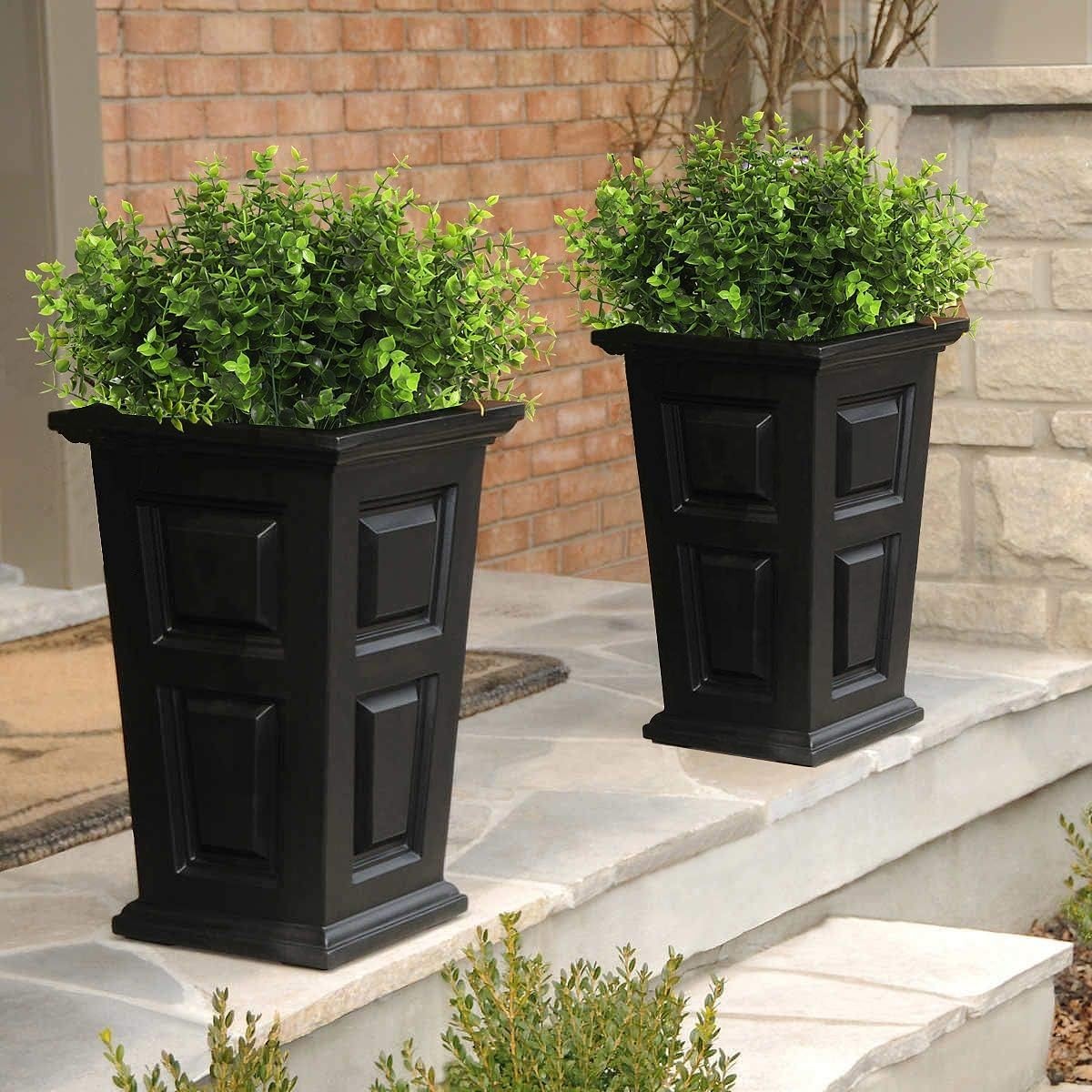 8 Bundles UV Resistant Artificial Eucalyptus – Perfect for Home & Weddings