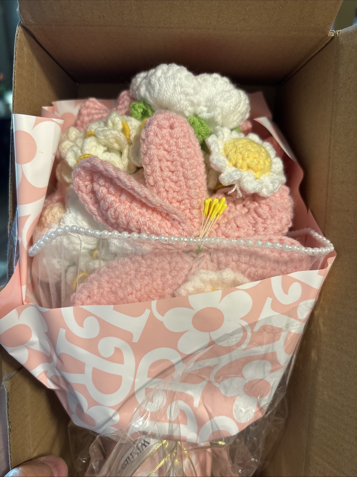 HANDMADE Crochet Yarn Daisy Flower Bouquet, Artificial Pink/White/Yellow NIB