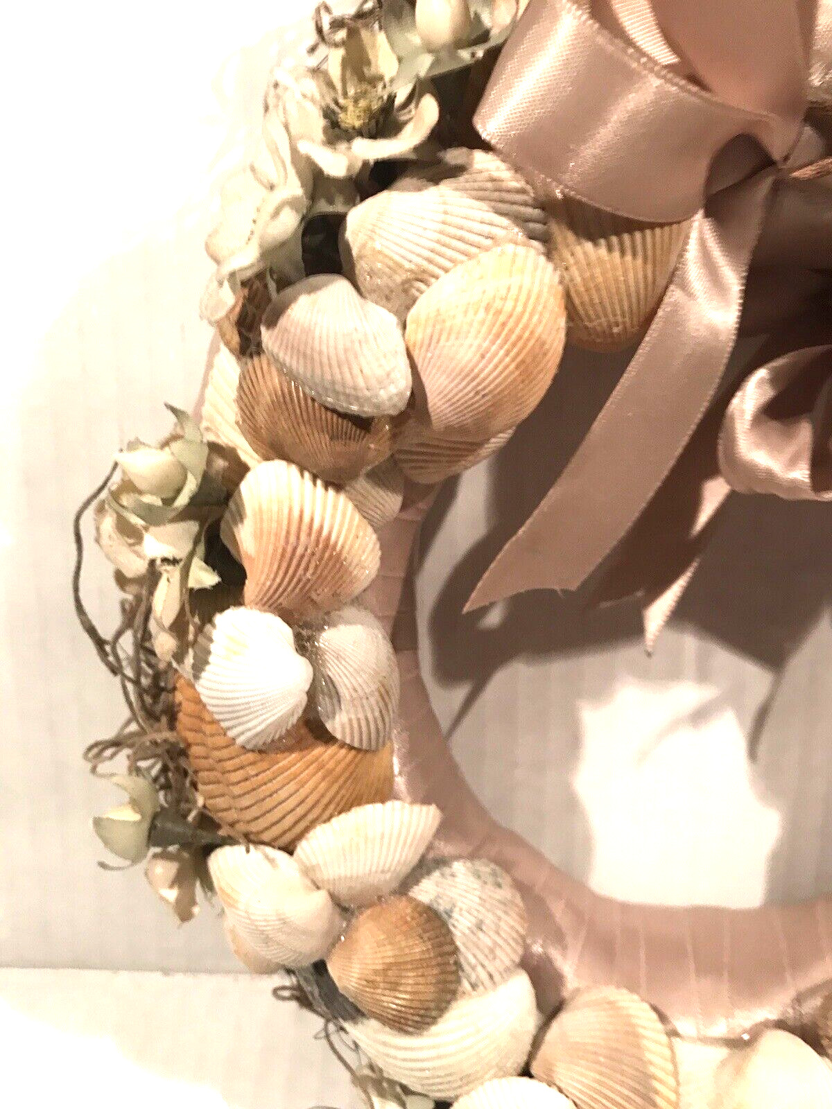 Wreath 8″ Sea Shells & Flowers Ribbon Multicolor Beach Design Unique Ribbon Back
