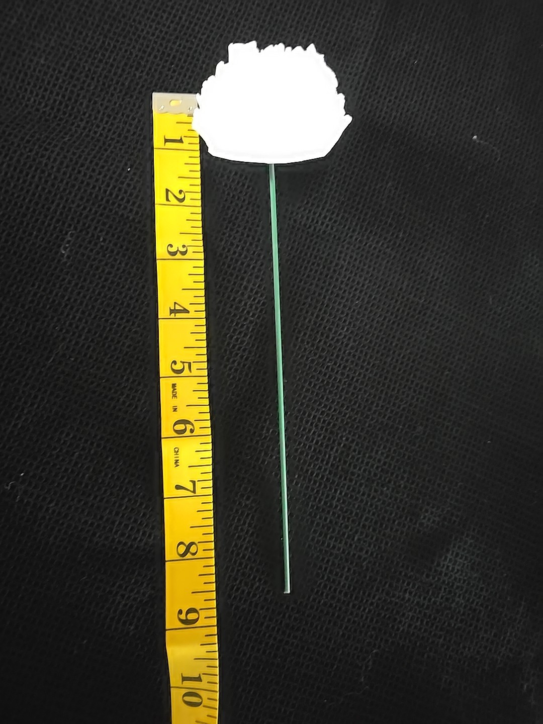 Resin White Flower Decoration Gift Stem. 579
