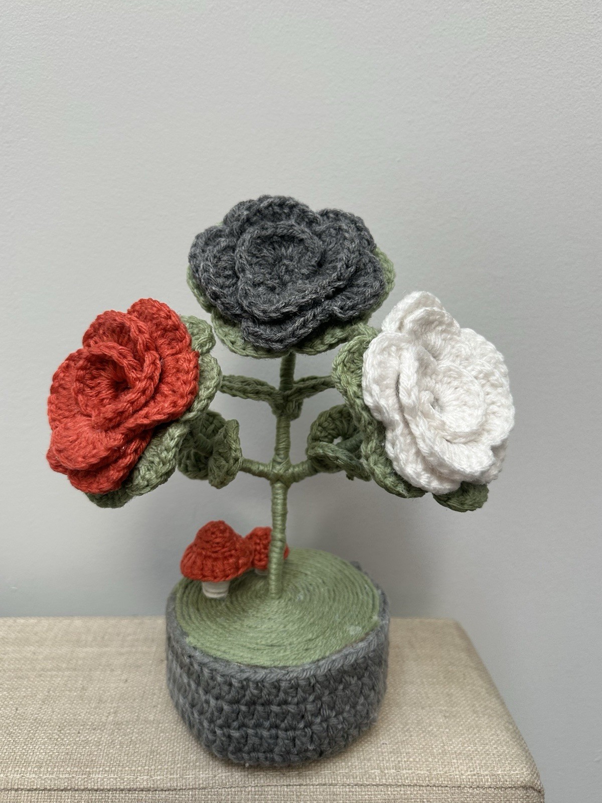 Handmade Crochet Rose Arrangement Centerpiece Red Gray White Green Yarn
