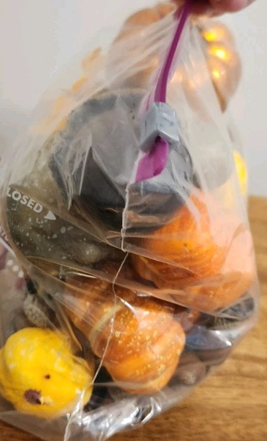 Great Lot of Decorative Fall Autumn Pumpkins Acorns Berries Bowl Vase Filler