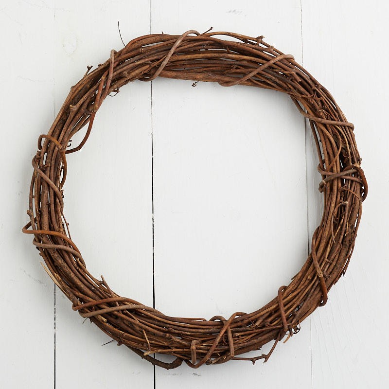 Package of 3 Natural Grapevine Wreaths