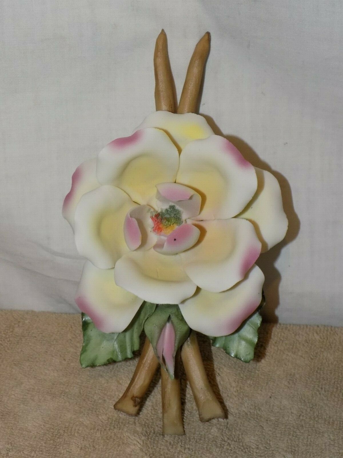 Capodimonte Porcelain Flower Made in Italy MAGNOLIA?