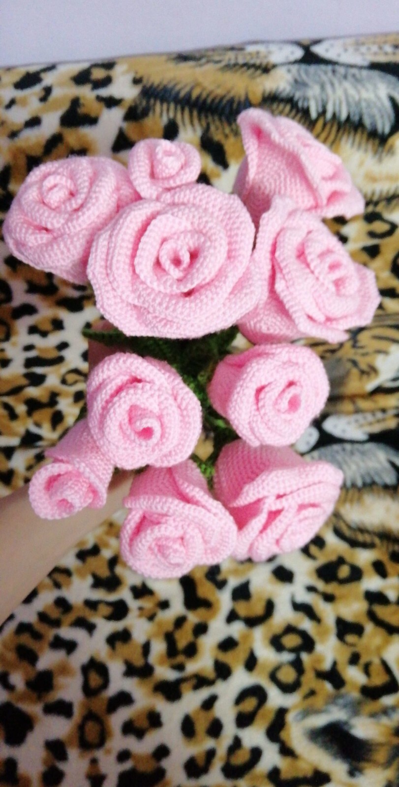 Flowers crochet bouquet decor rose floral handmade pinkish set of 10+the vase