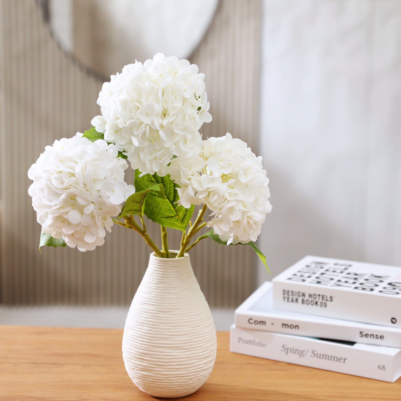 3Pcs Artificial Hydrangea Moisturized Long Stem Fully Blooming Flowers Home Deco
