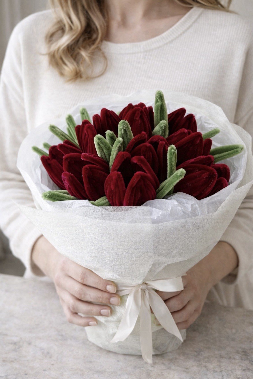 Handmade Tulip Flower Bouquet Red Green White Bunch Floral Decor
