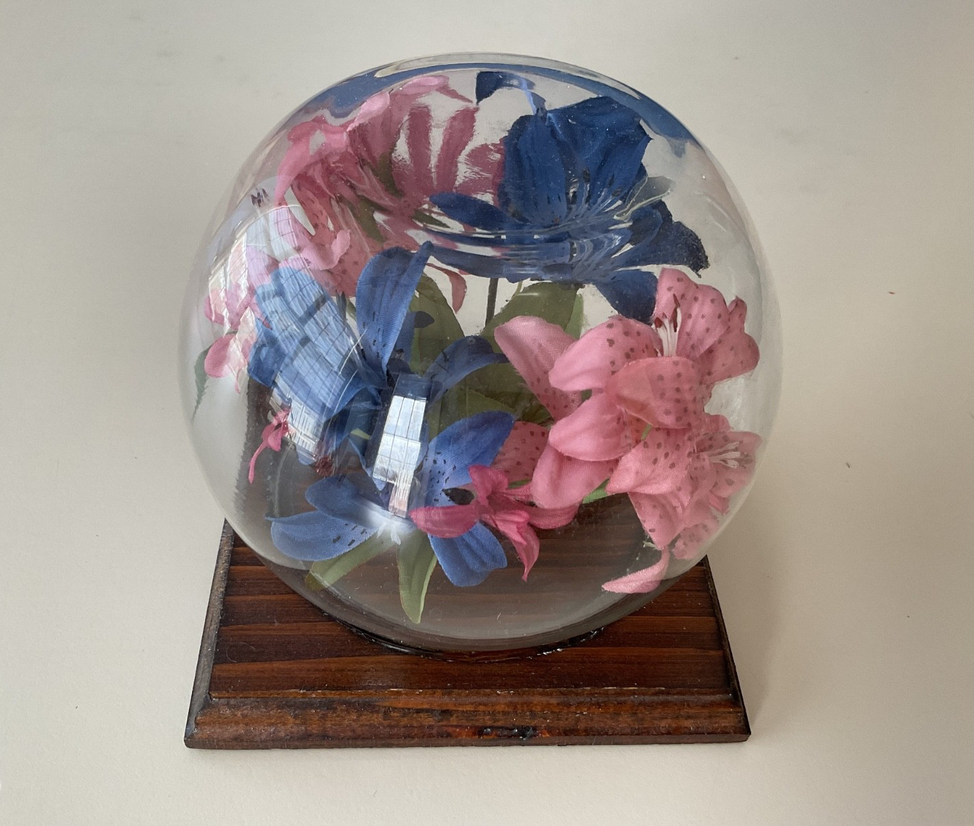 Faux Flowers Clear Dome Cover Wood Base Centerpiece Decor Blue/Pink Floral