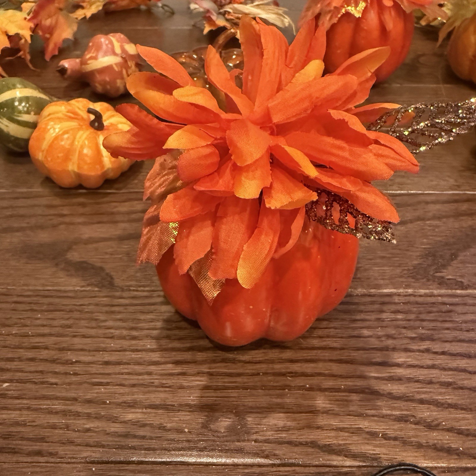 30 +Pcs Artificial Fall Decorations-Floral Picks, Pumpkins, Acorns & Garland