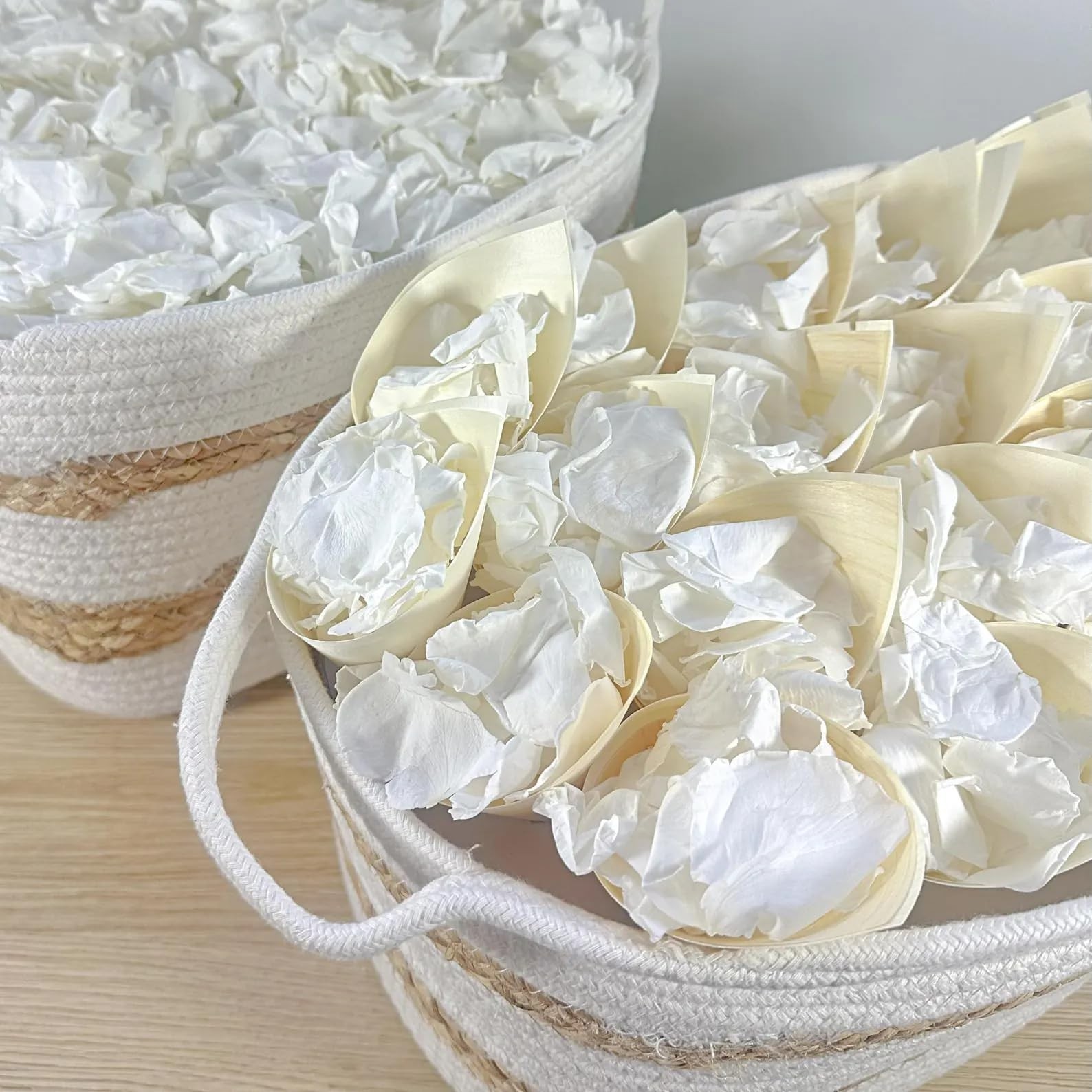 130g 4.57oz 500+ PCS Dried Real White Rose Flower Petal Preserved Confetti