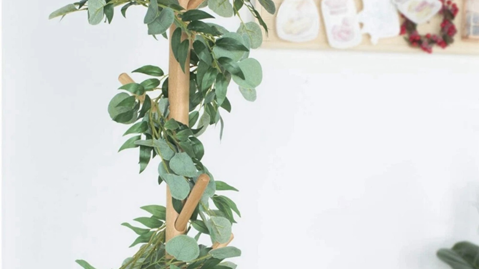Simulated Eucalyptus Green Leaf Wreath Wedding Festival Plant Decoration