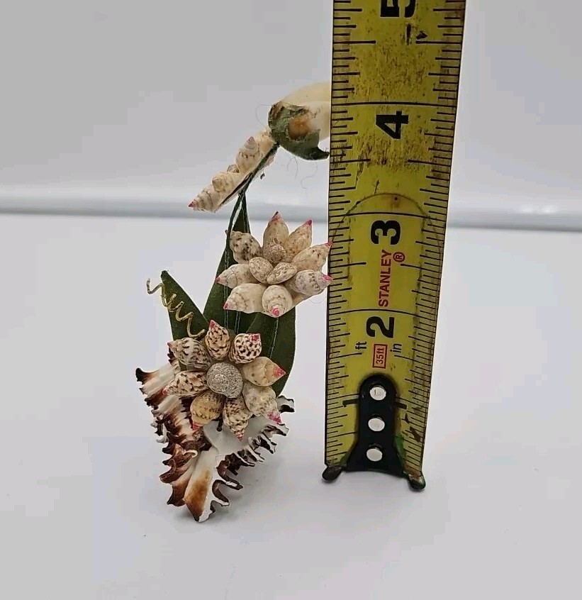 Vintage Sea Shell Bouquet of Flowers Floral Arrangement Kitsch Rare.
