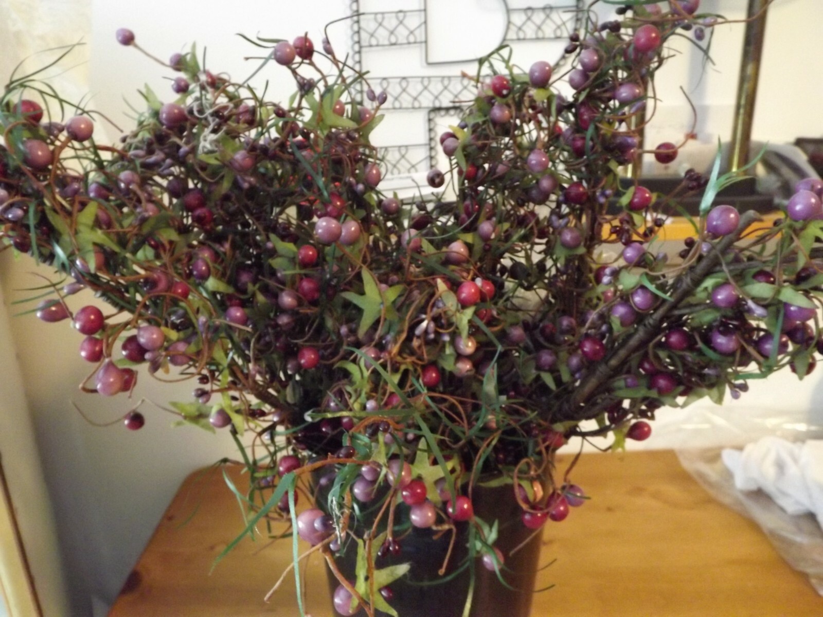 multicolor FAUX BERRY STEMS 20″ -25″ PICKS pip berries U CHOOSE COLOR