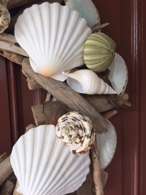 Beach Decor Handmade Seashell and Starfish Driftwood Wreath – Coastal Home Decor