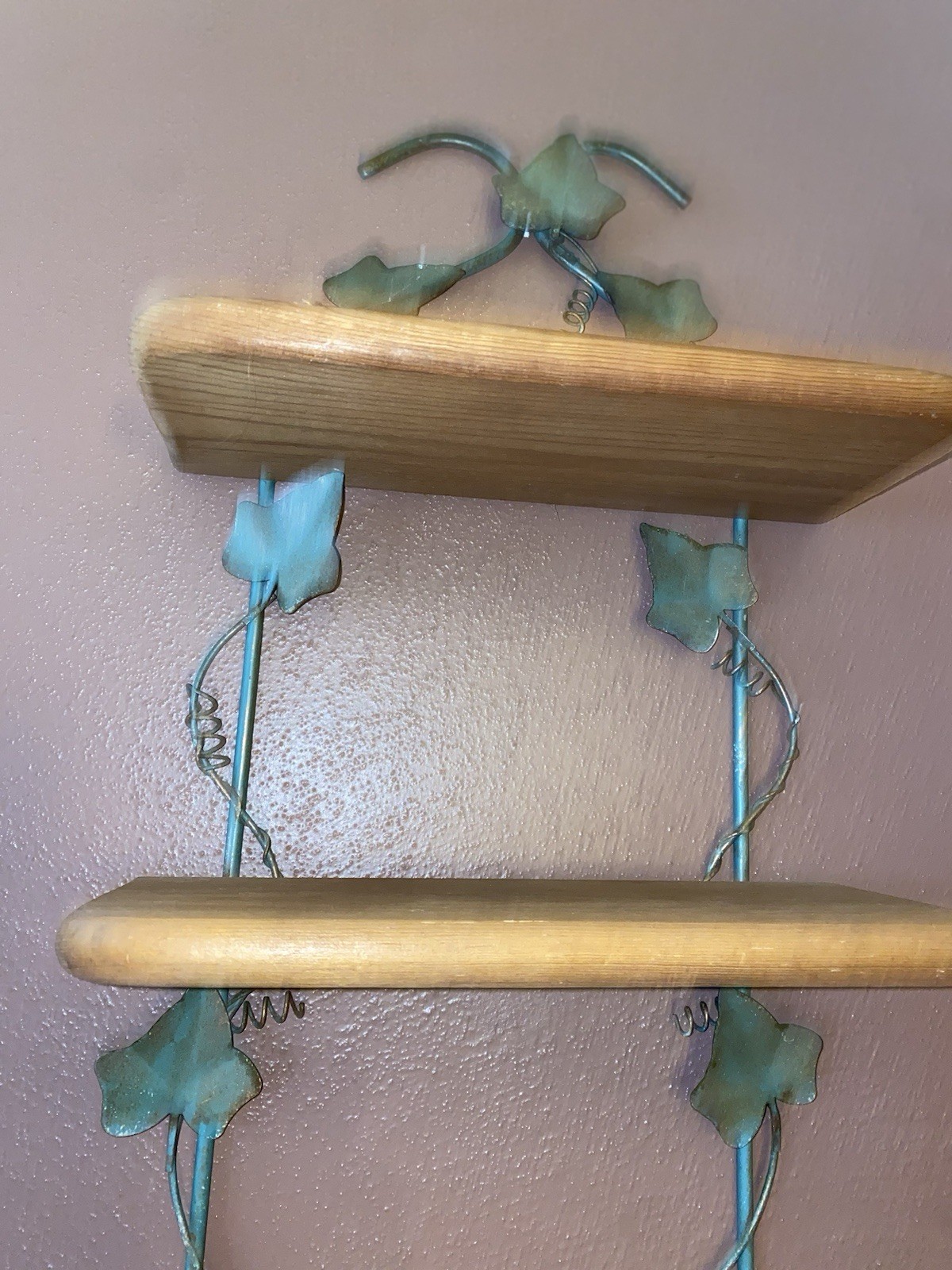 Vintage Home Interiors Metal Green Gold Accents Ivy Cottage Core 3 Wood Shelves