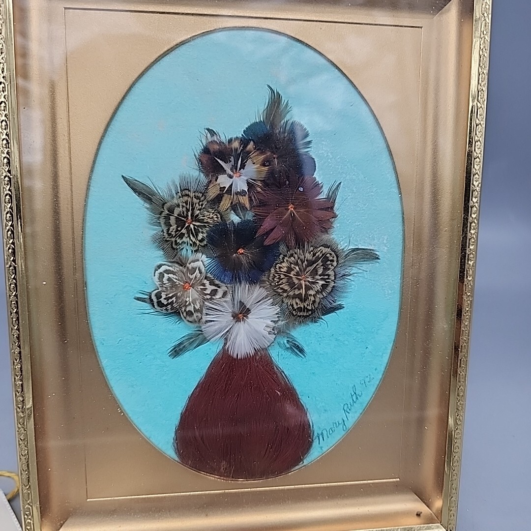 Vintage Handmade 3rd Place Winner Gold Framed Feather Bouquet 8×6″