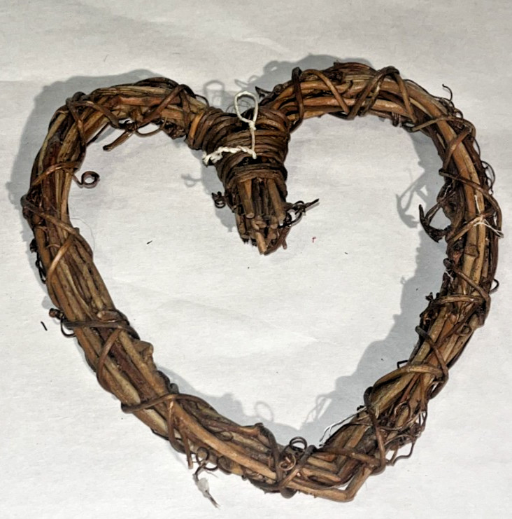 1 Medium 2 Small Rustic Dark Brown Finish Rattan Heart-Shaped Wreaths