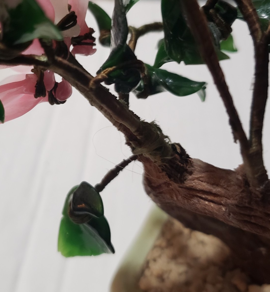 VTG Cherry Blossom Jade? Gemstone Leaves Bonsai Tree Rose Quartz Petals *Cracks