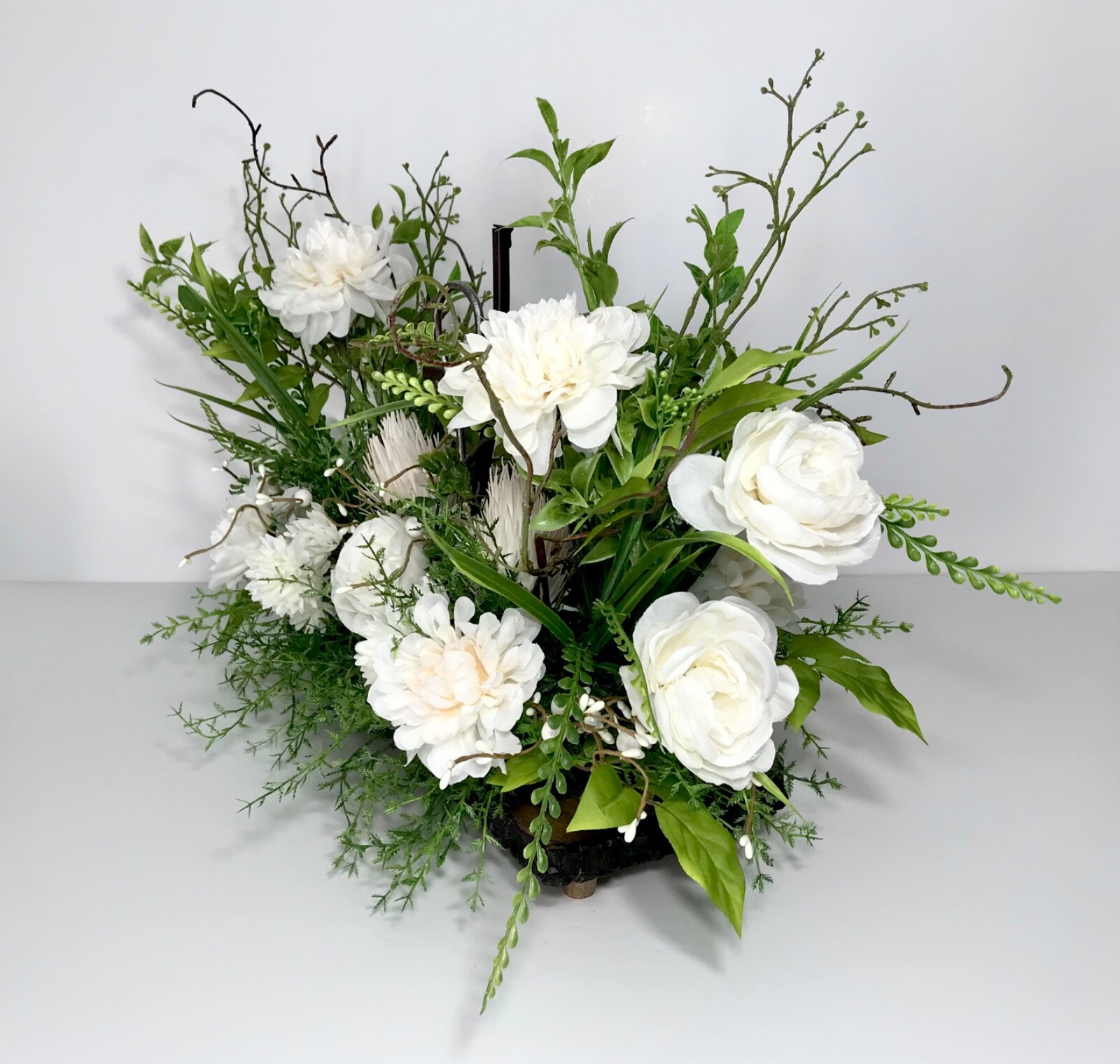 HEART CROSS SYMPATHY LARGE EVERYDAY CHRISTIAN CENTERPIECE FLORAL ARRANGEMENT NEW
