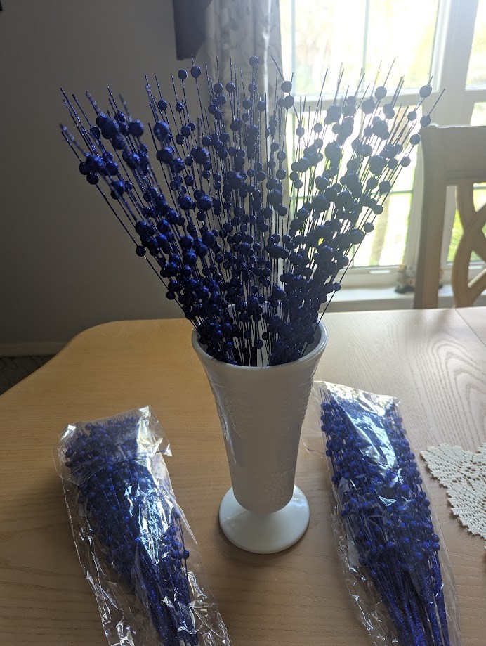 10 Pcs 17” Blue Berry Stems Glitter Picks for Tree Wreath ,Vase, Xmas DIY Decor