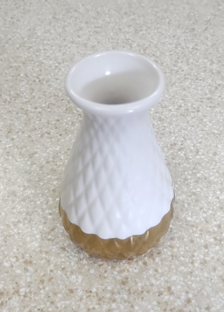 Gold dipped mini bouquet vase 4″