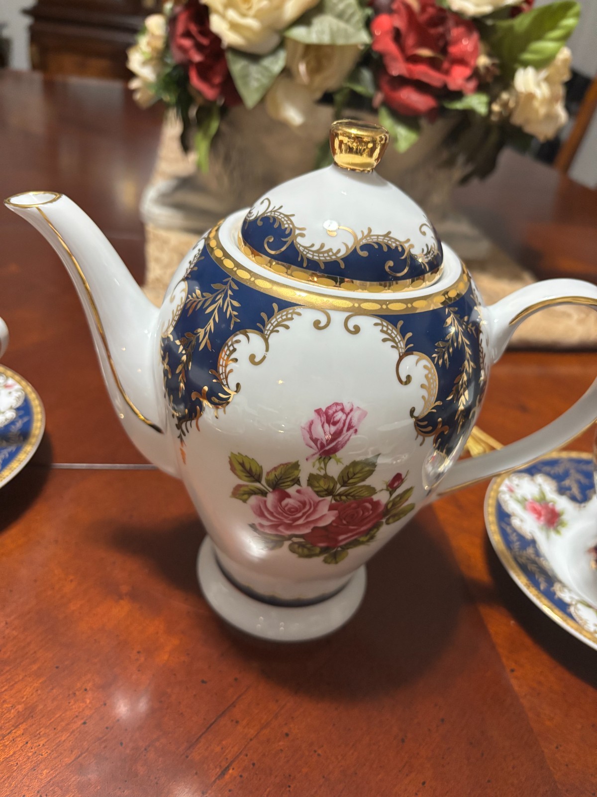 Sorelle Fine Porcelain Hand Crafted dark blue gold pink tea set 17 pcs