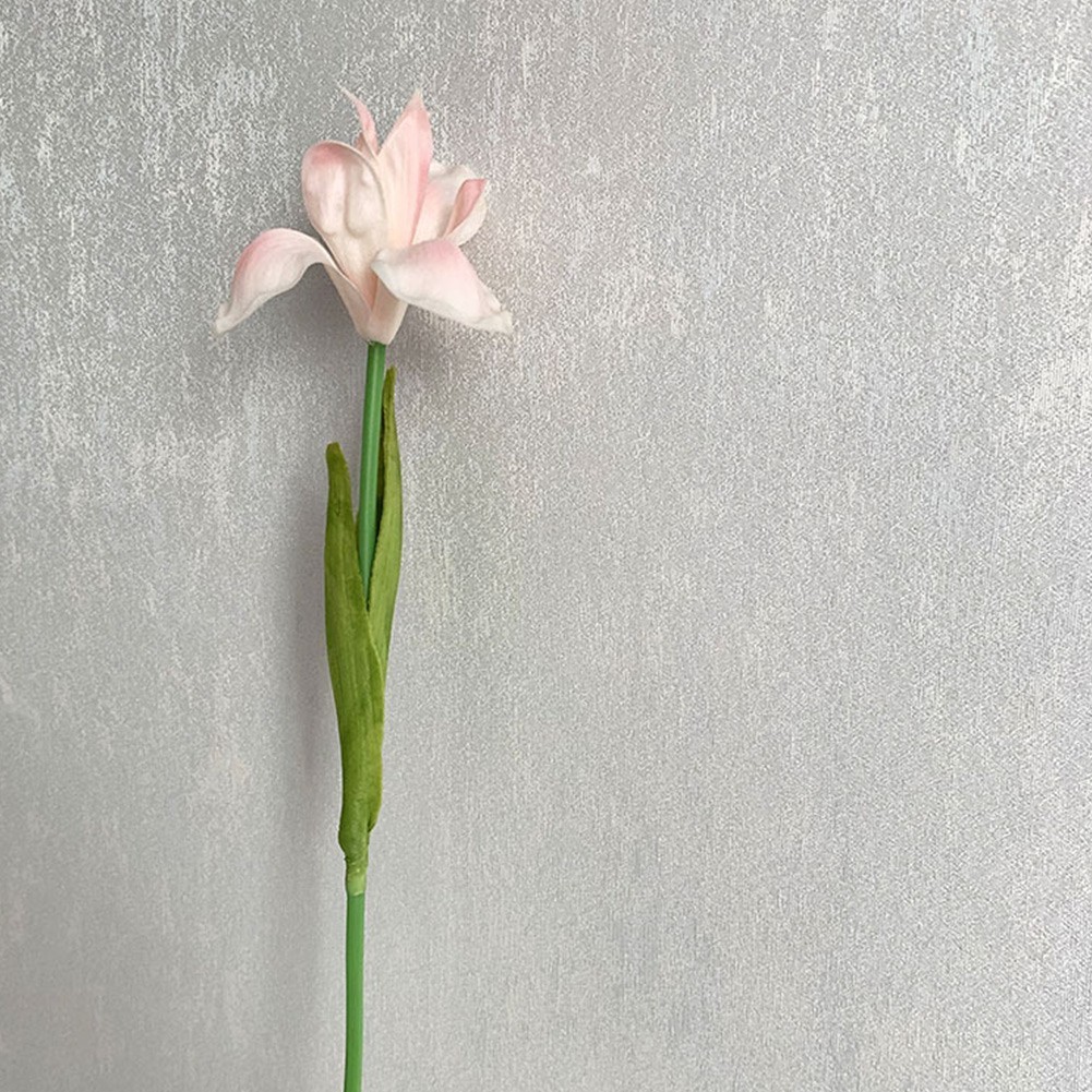 Artificial Iris Flowers for Home and Wedding Decor Beautiful Appearance